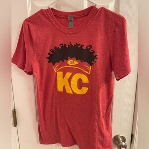 Kansas City Chiefs Patty Cakes Graphic T-Shirt Gildan - Size Small